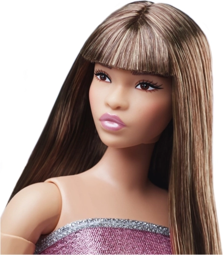 Με κομψά και έντονα στοιχεία