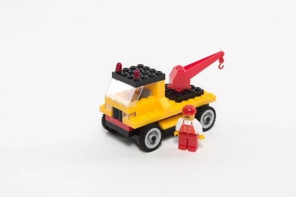 Οχημα έργου με περιστρεφόμενο βραχίονα