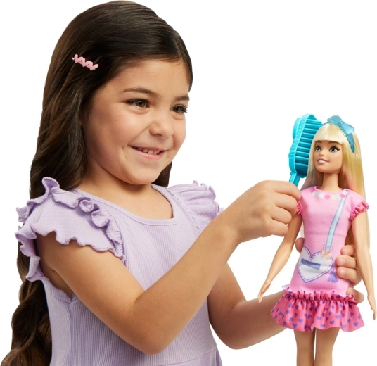 Εύκολο χτένισμα μακριών ξανθών μαλλιών