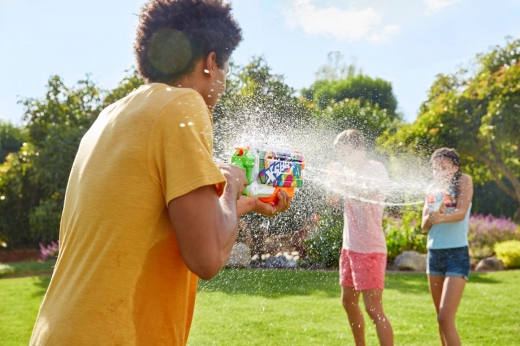 Βεληνεκές έως 9 μέτρα