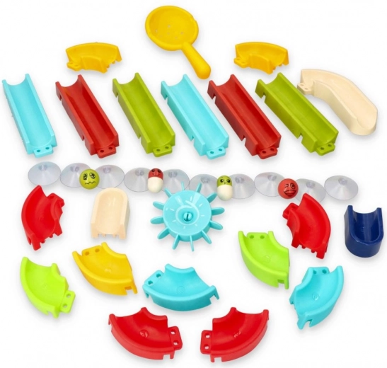 Πολύχρωμα κομμάτια που υποστηρίζουν τη μάθηση μέσω του παιχνιδιού