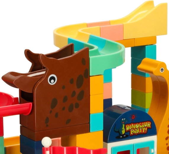 Δημιουργική διαδρομή με μπίλιες γεμάτη χρώματα