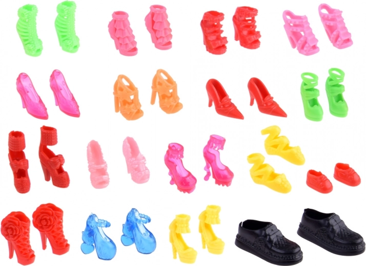 Μεγάλη συλλογή παπουτσιών και μοδάτων αξεσουάρ