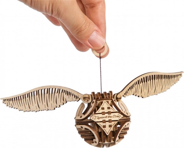 Κινούμενα φτερά και κίνηση με κούρδισμα