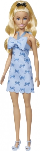 Εικονικό outfit σε μπλε με φιόγκους