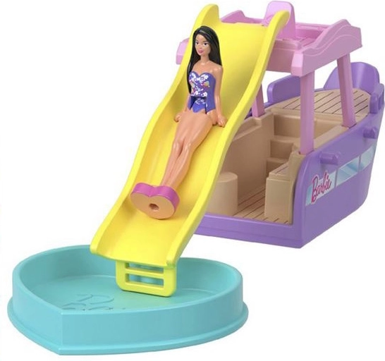 Λειτουργική τσουλήθρα και πισίνα