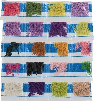 Πλούσια παλέτα χρωματιστών πετραδιών