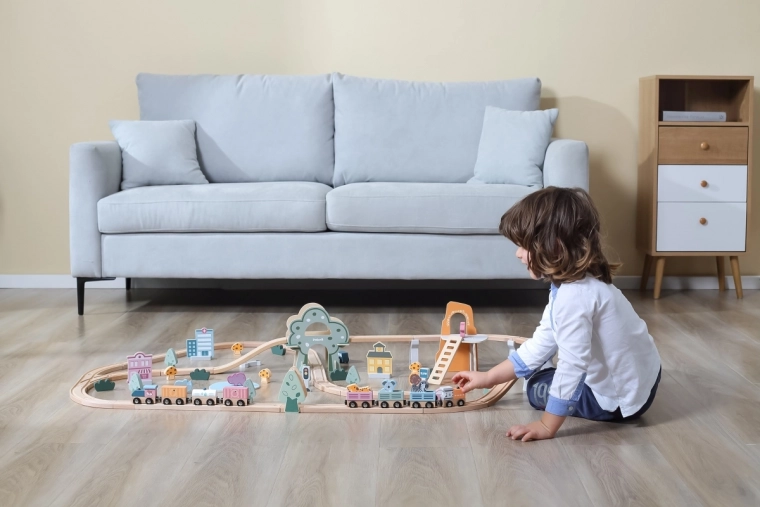 Ενισχύει τη φαντασία και τη λεπτή κινητικότητα