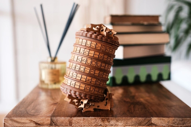 Ρυθμιζόμενος κωδικός και ασφαλές κουτί