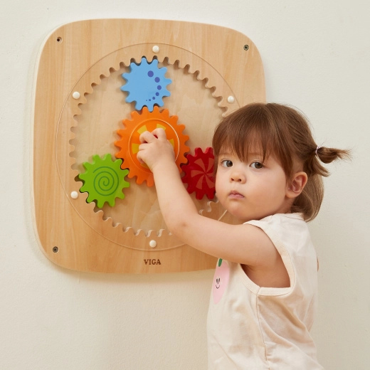 Στιβαρή ξύλινη κατασκευή