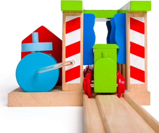 Συμβατό με τις περισσότερες ξύλινες σιδηροδρομικές διαδρομές