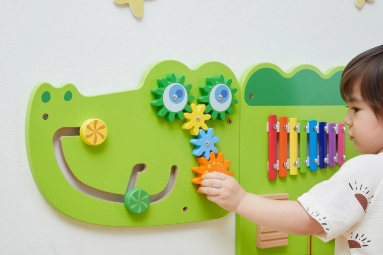 Περιστρεφόμενοι οδοντωτοί τροχοί και δίσκοι