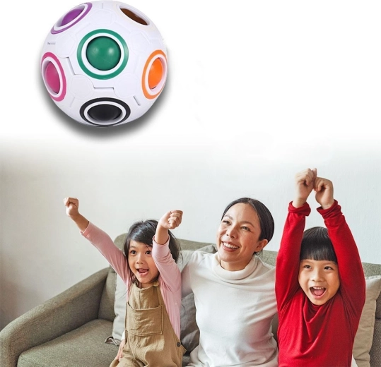 Αναπτύσσει λογική, στρατηγική και λεπτή κινητικότητα