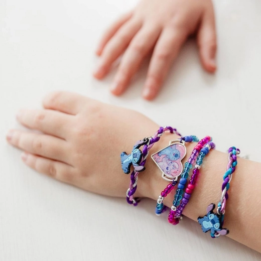 Άνετα και ρυθμιζόμενα βραχιόλια