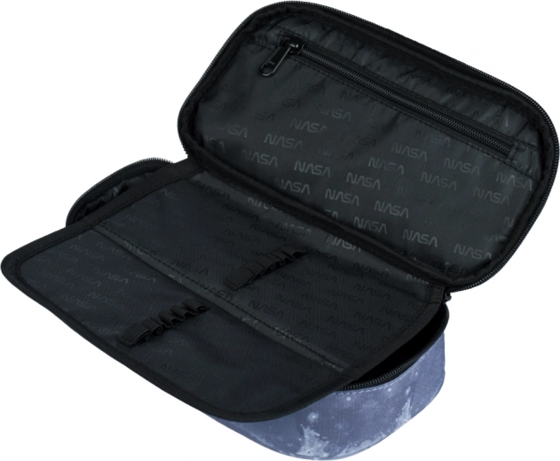 Τσέπη με φερμουάρ και τσέπη για ωρολόγιο πρόγραμμα