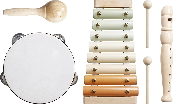 Φυσικό ξύλο και απαλές παστέλ αποχρώσεις