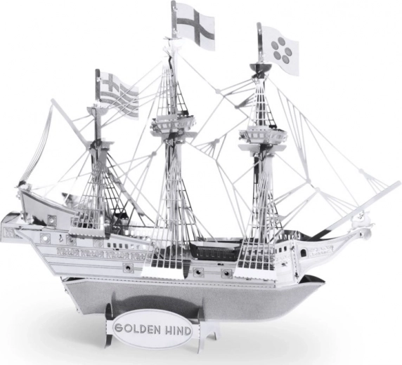 Ρεαλιστική μινιατούρα του πλοίου Golden Hind