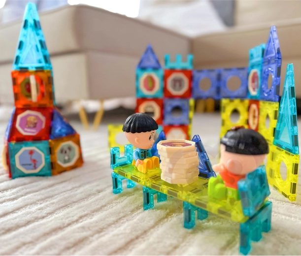 Υποστήριξη δεξιοτήτων STEM και φαντασίας