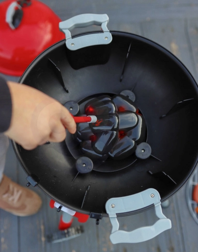 Φωτεινά και ηχητικά εφέ όπως σε πραγματική ψησταριά