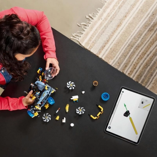 Διαδραστική κατασκευή με το LEGO Builder