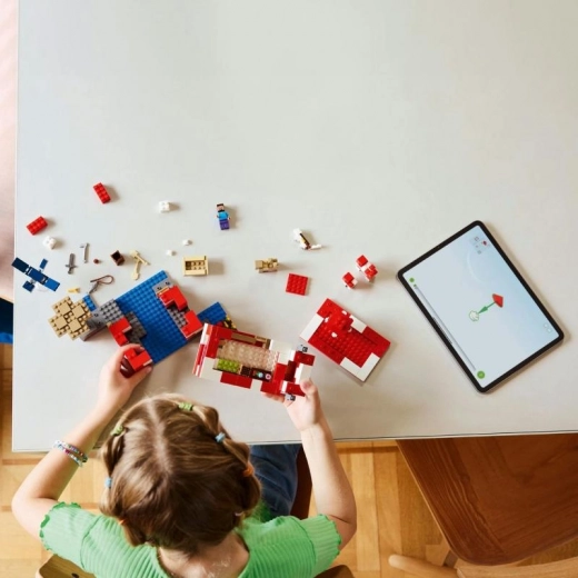 Διαδραστική κατασκευή με την εφαρμογή LEGO Builder