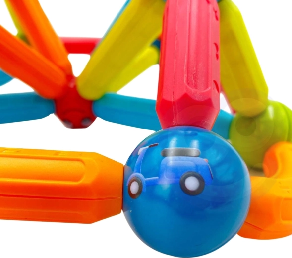 Ελκυστικά πολύχρωμα δομικά σετ