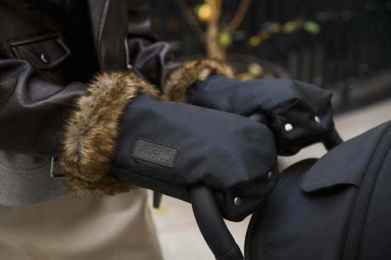 Εύκολη τοποθέτηση στα περισσότερα καρότσια